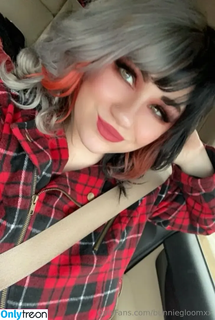 bunniegloomxx nude photo #0014 (xomgitsbunnie)