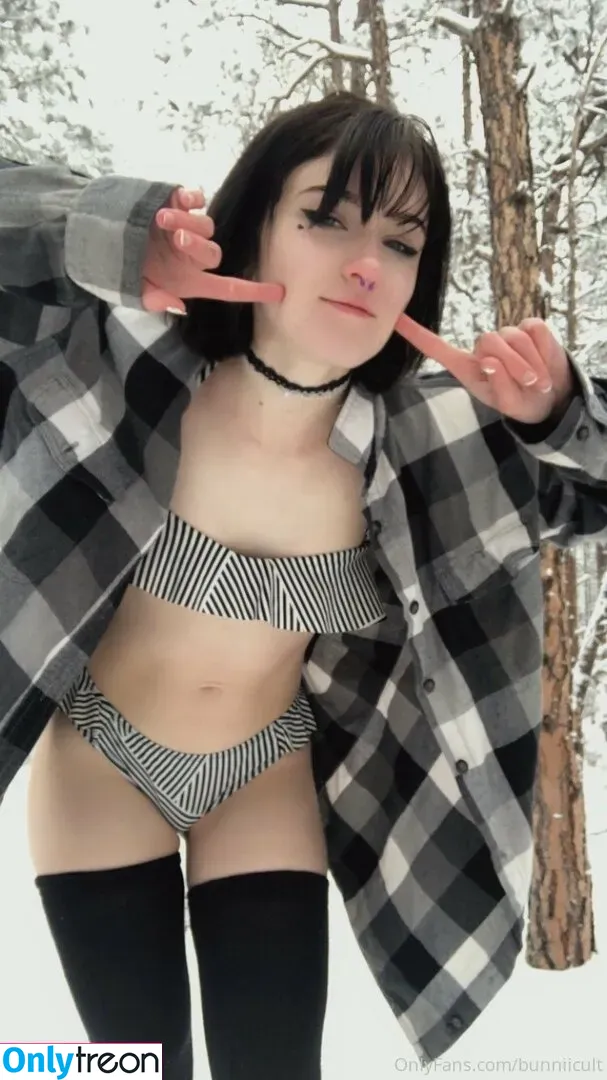 Bunniicult nude photo #0016 (bunniizcult)