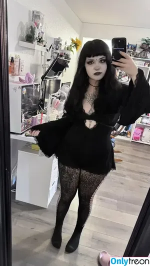 Bunnnibbi / Thicc Big Booty Goth / bunnibbi nude photo #0030