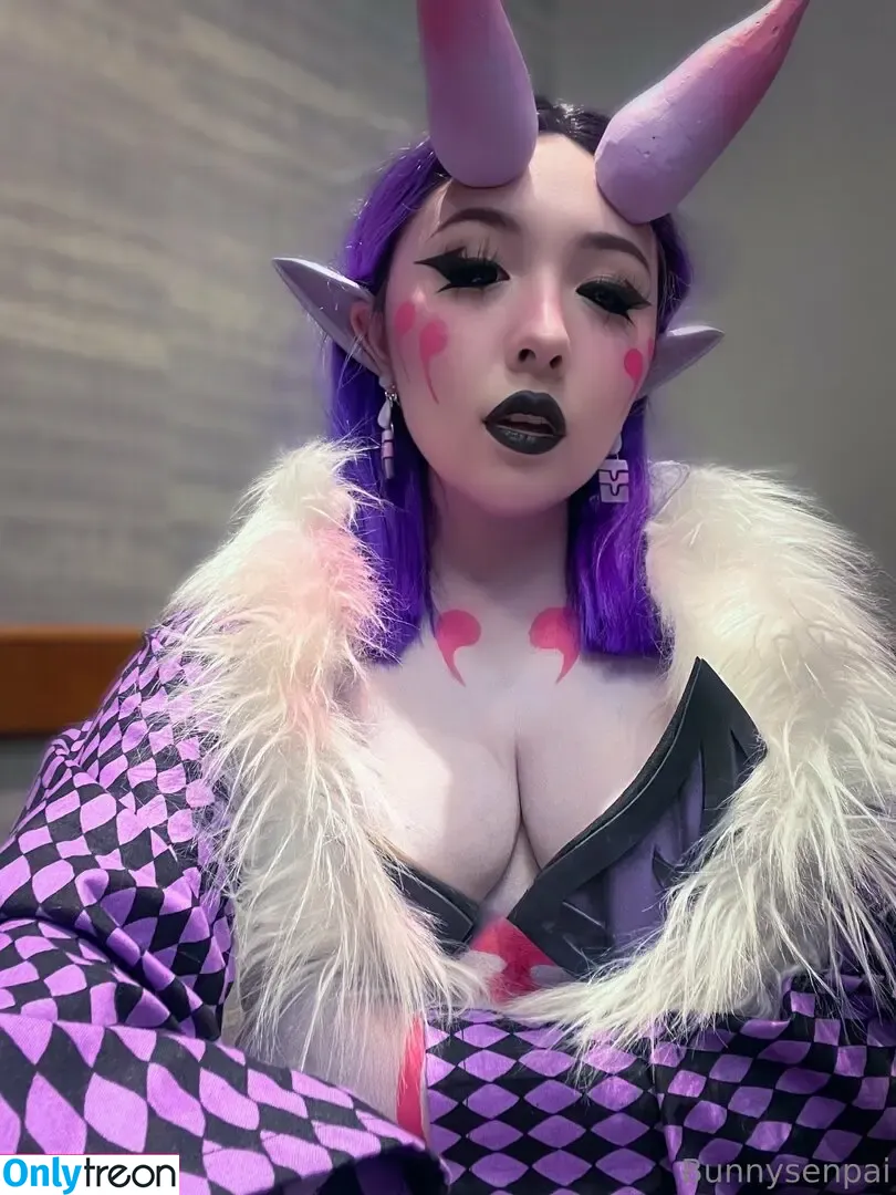 bunnnysenpai nude photo #0050 (bunni_senpaiii)