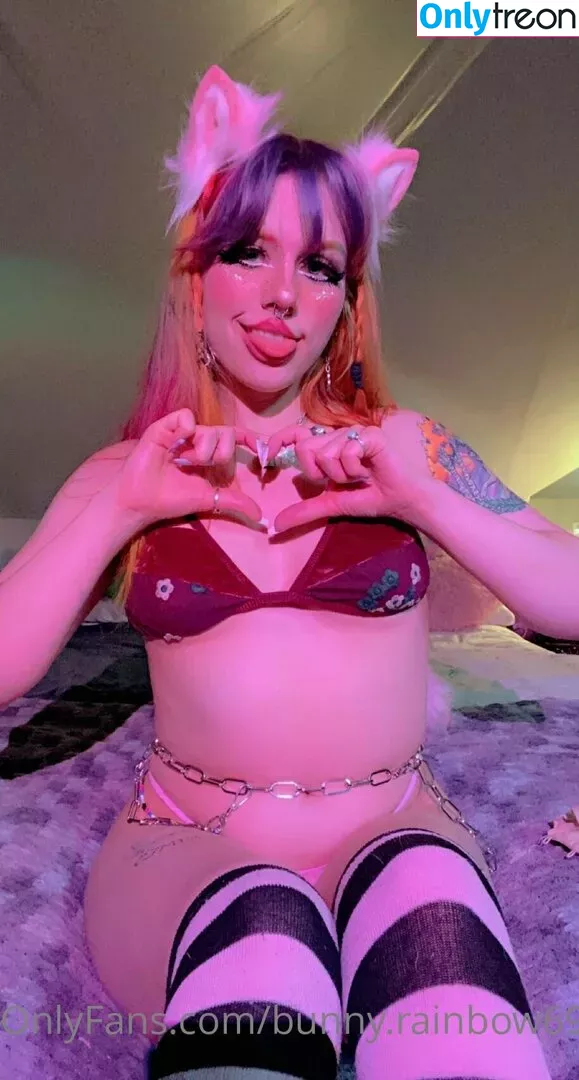 bunny.rainbow69 nude photo #0013 (tatted_skittlez_69)