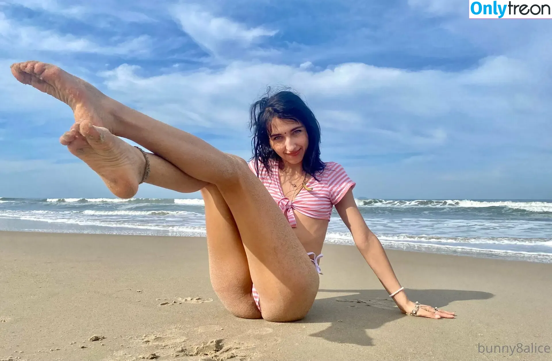 bunny8alice nude photo #1751 (tightdressgram)