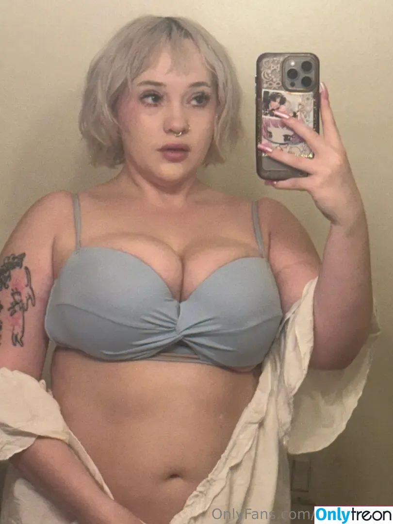 bunnygorll nude photo #0084 (bunnygirlrae)