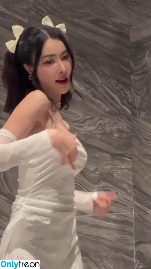 BunnyMutmai nude photo #0185 (BunnyMutmai)