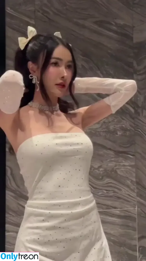 BunnyMutmai nude photo #0186 (BunnyMutmai)