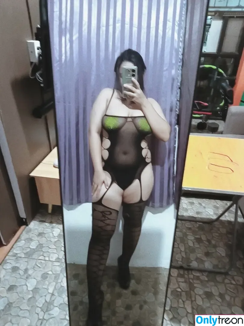 Buri Cath nude photo #0008 (BuriCathy / buri.fans / cute_cath06)