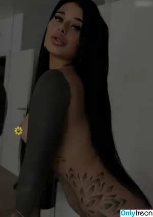 BusenBambiOfficial / busenbambi nude photo #0002