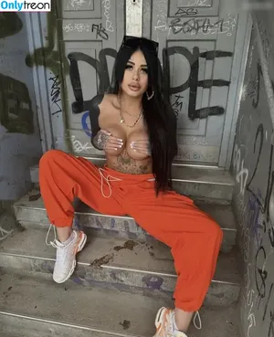 BusenBambiOfficial / busenbambi nude photo #0011