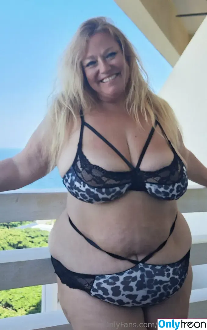 bustybbwbrit nude photo #0246 (bustybbwbrit)
