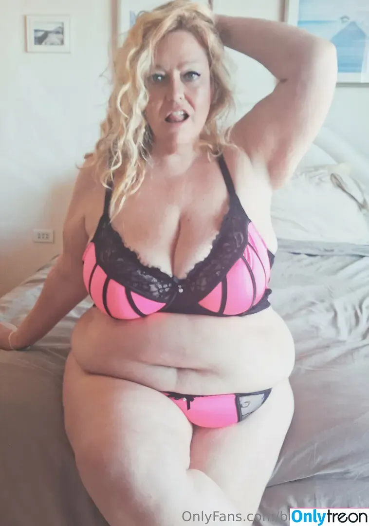 bustybbwbrit nude photo #0251 (bustybbwbrit)