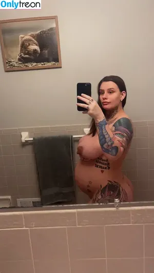 bustybunnixxx / bustybunni2.0 nude photo #0108