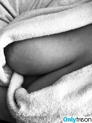 Bustylandlady02 / customlandla nude photo #0020