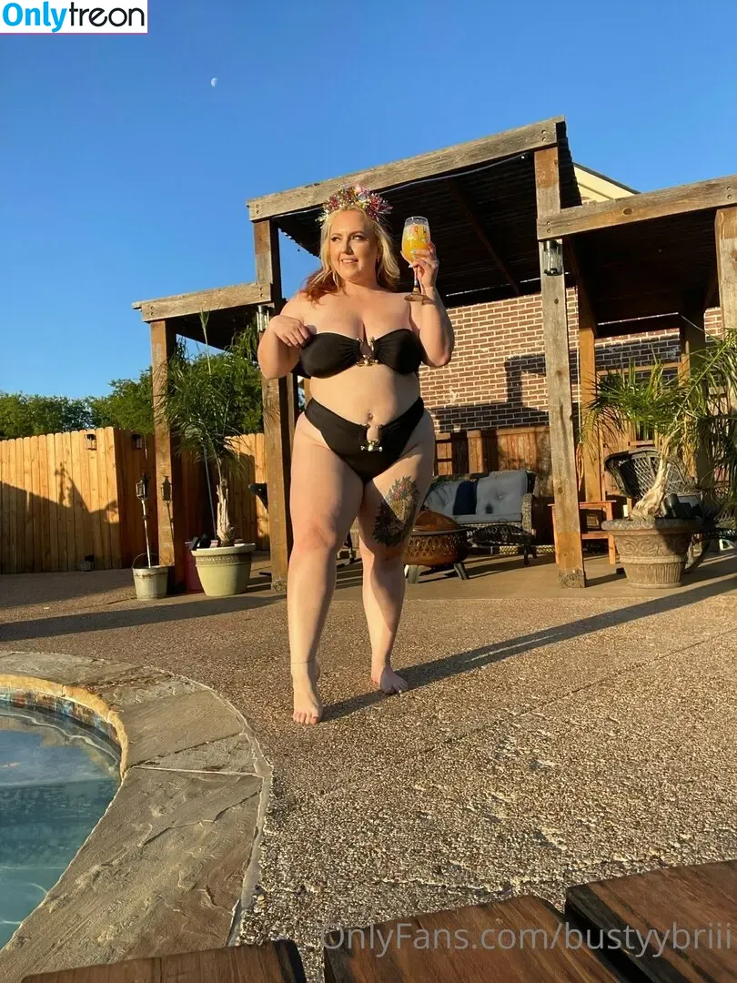 bustyybriii nude photo #0014 (its_babybriii)