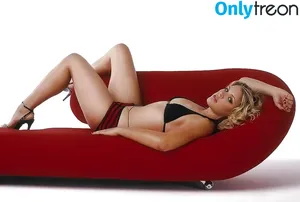 Busy Philipps / busyphilipps nude photo #0156