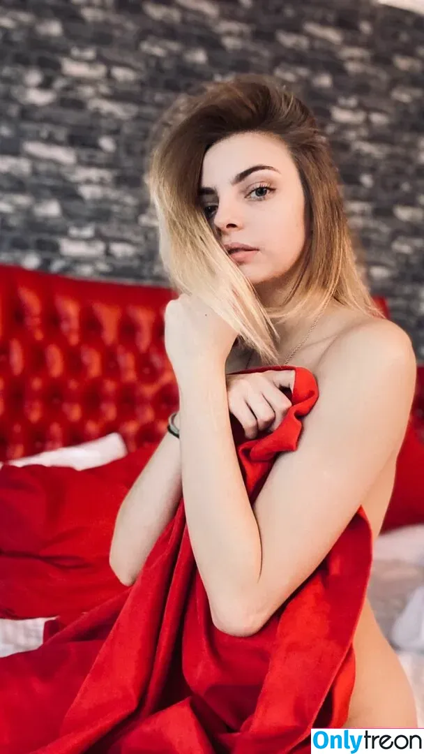 busya18plus nude photo #0075 (busya18)
