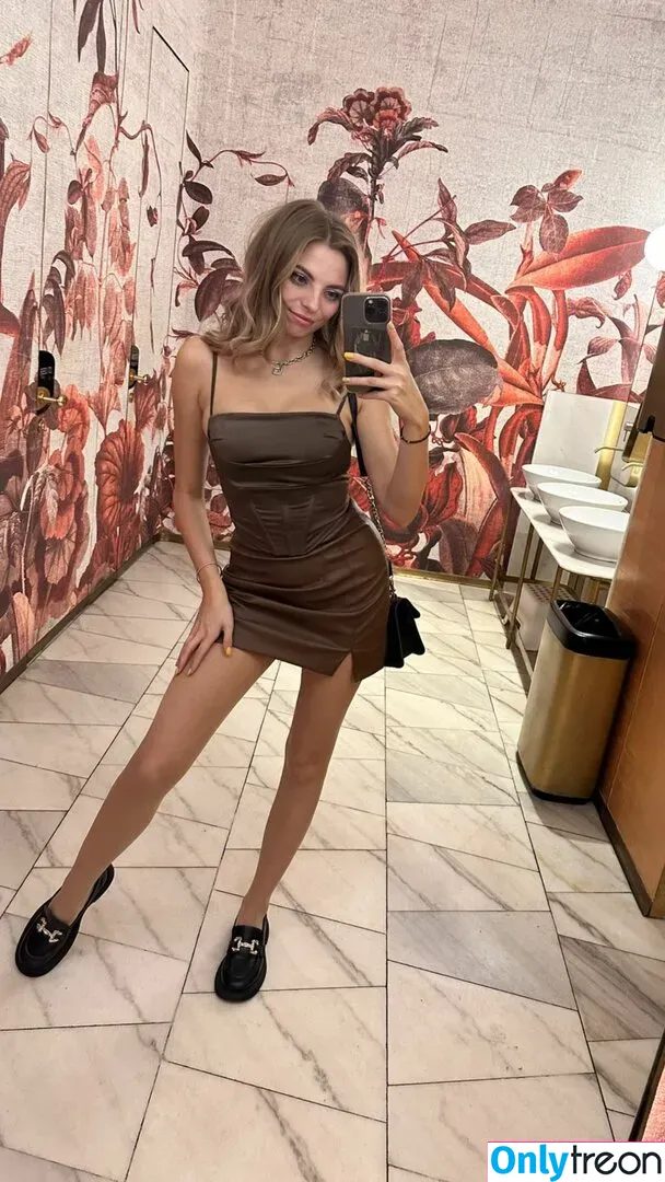 busya18plus nude photo #0373 (busya18)
