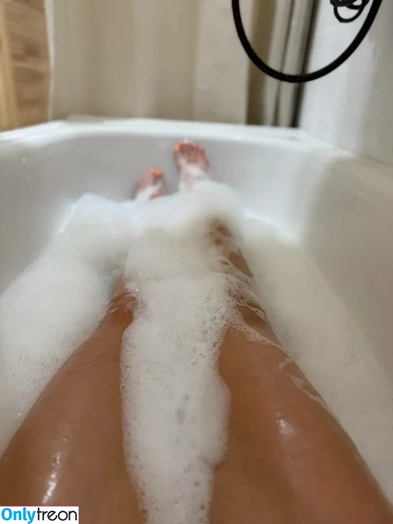 busya18plus nude photo #0902 (busya18)