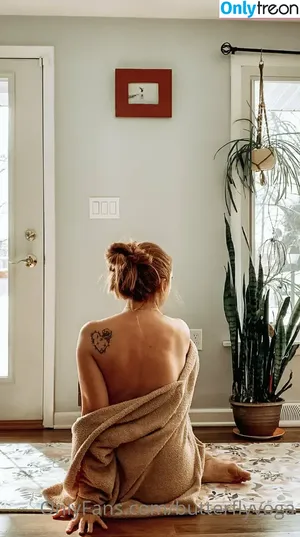 butterflyyoga / butterfly.yoga nude photo #0005