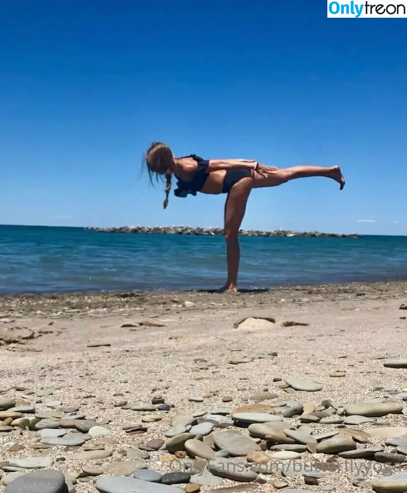 butterflyyoga nude photo #0015 (butterfly.yoga)
