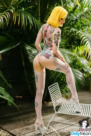  nude photo #0010