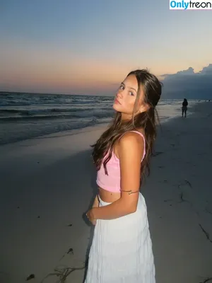 Cailey Presley Fleming / caileypresleyfleming nude photo #0014
