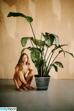 Cait Del Mar / caitblu / caitdelmar / cdm.darling nude photo #0464