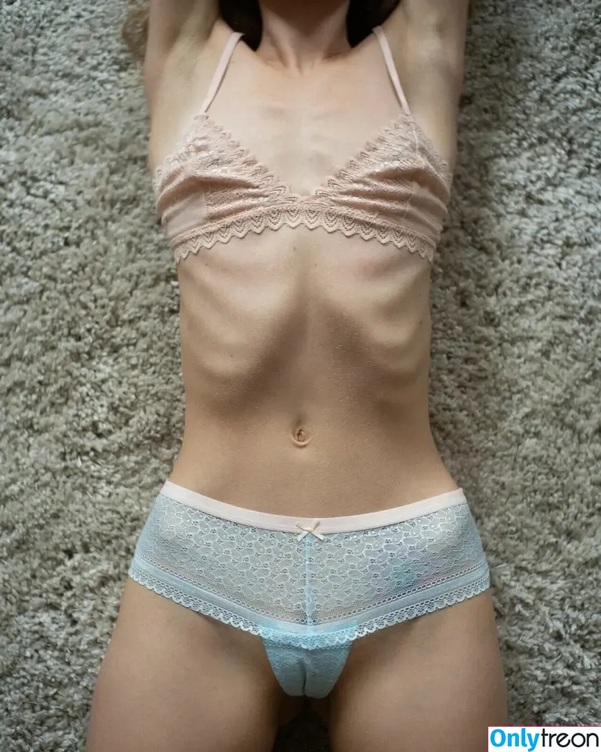 Cait Del Mar nude photo #0487 (caitblu / caitdelmar / cdm.darling)