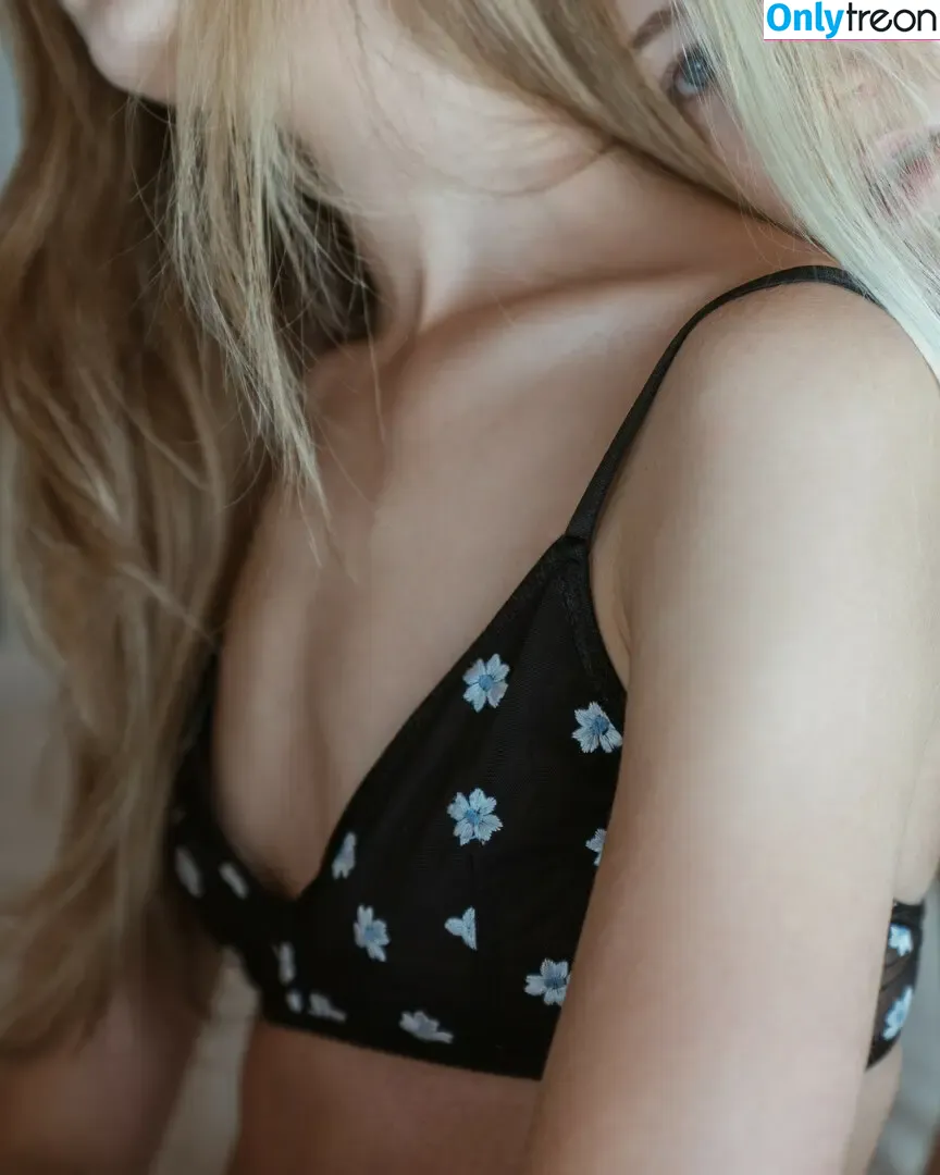 Cait Del Mar nude photo #0680 (caitblu / caitdelmar / cdm.darling)