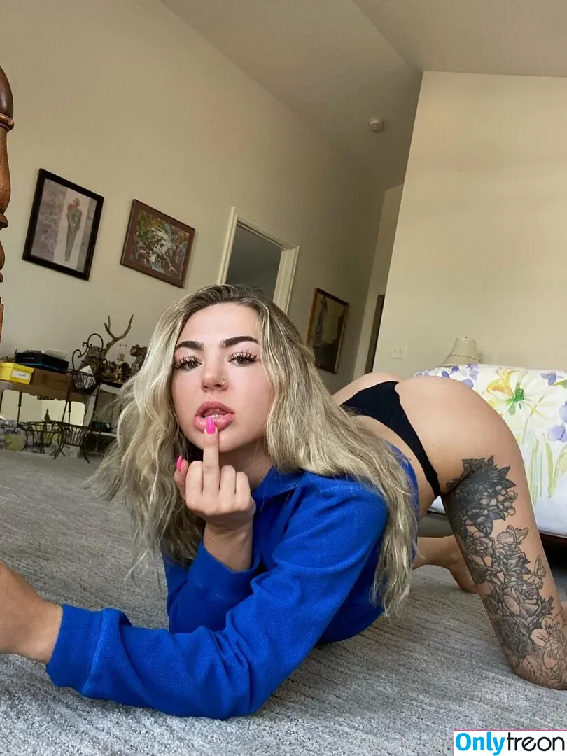 caitlynbabyxx nude photo #0055 (caity.babie)