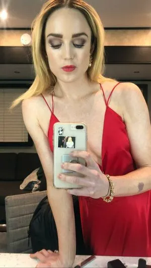 Caity Lotz / caitylotz nude photo #0073