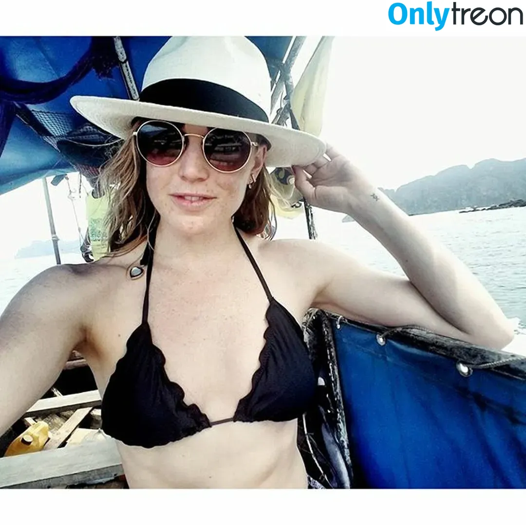 Caity Lotz nude photo #0042 (caitylotz)