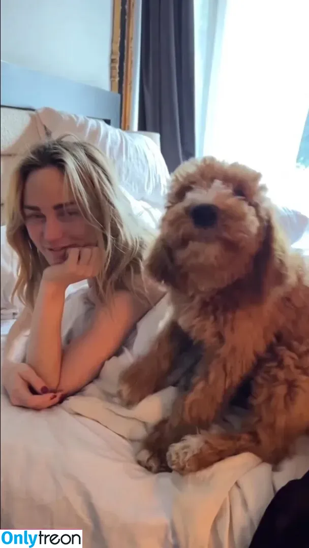 Caity Lotz nude photo #0068 (caitylotz)