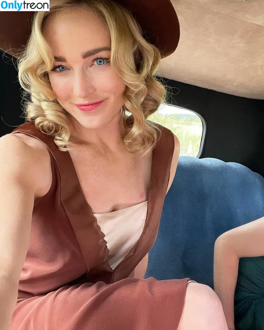 Caity Lotz nude photo #0155 (caitylotz)