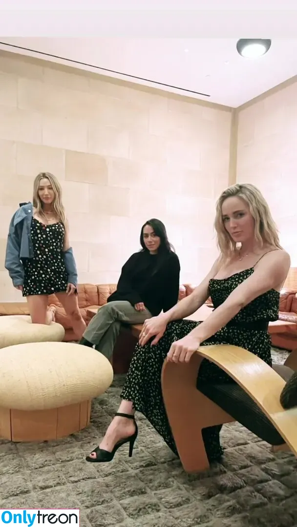 Caity Lotz nude photo #0168 (caitylotz)