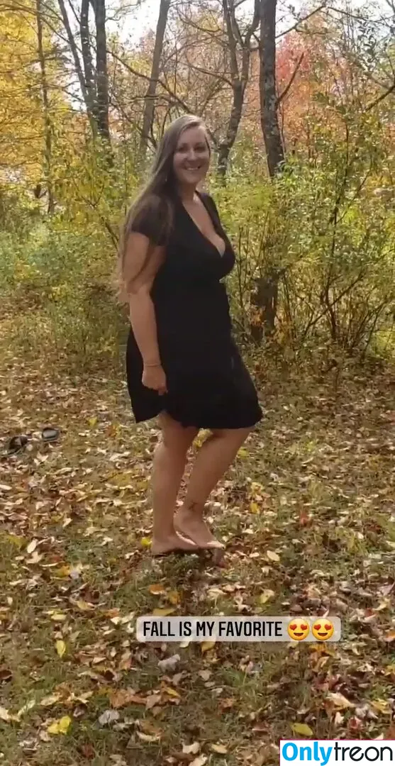 Caityy Cakesss nude photo #0145 (caityy_cakesss)