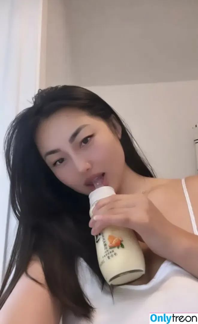 california.erin nude photo #0044 (caringerin / erinlinnnnn)