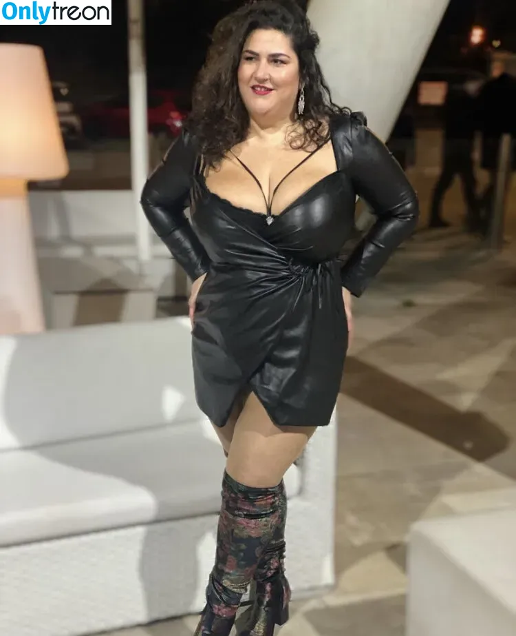 Caliope nude photo #0003 (a_greek_girl_in_mallorca / caliopemodel)