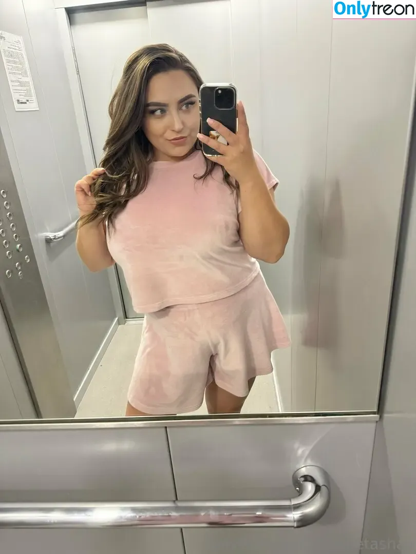 callmetashaa nude photo #0010 (callmetashaa_)