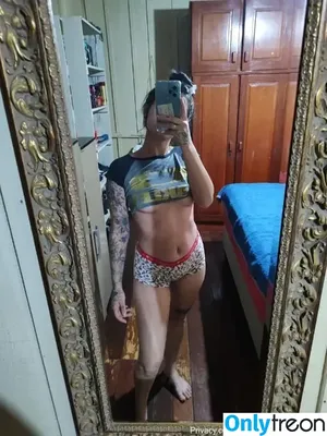 Camila Amorim / MillaaAmorim / millaa_amorim nude photo #0028
