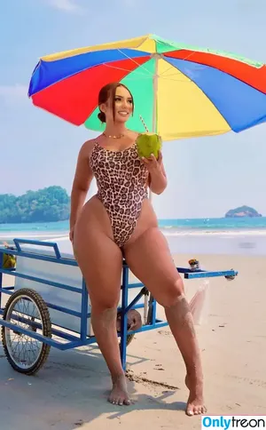 Camila Bernal / caamibernaal nude photo #0464