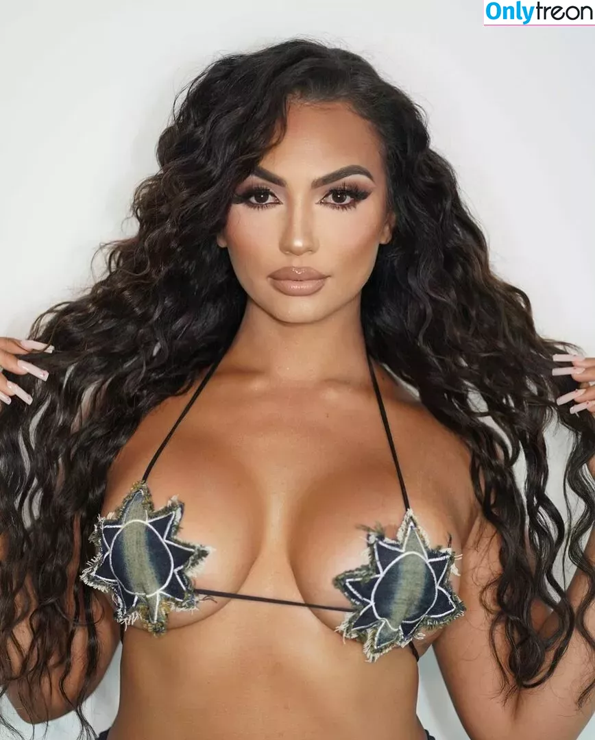 Camila Bernal nude photo #0192 (caamibernaal)