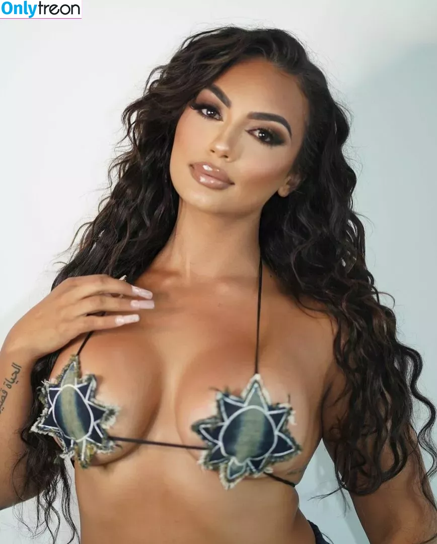 Camila Bernal nude photo #0194 (caamibernaal)