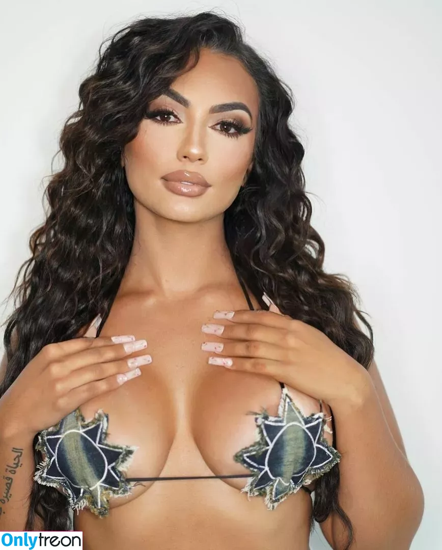 Camila Bernal nude photo #0195 (caamibernaal)