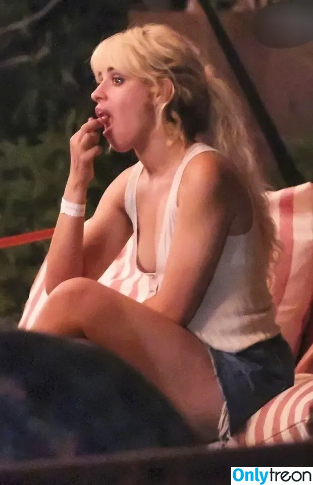 Camila Cabello nude photo #4770 (Camila_Cabello / iamgabrielaung)