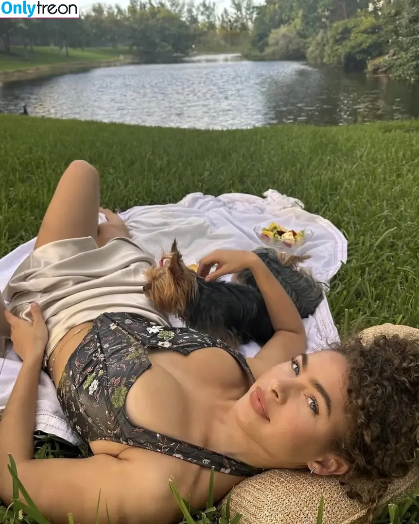 Camila Kendra nude photo #0019 (Camila Kendra)