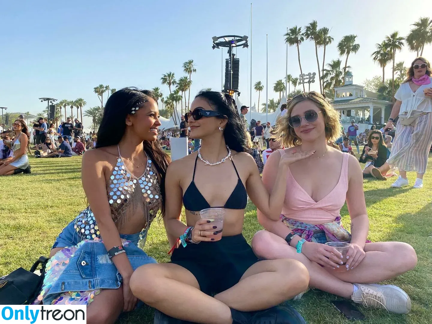 Camila Mendes nude photo #0054 (camimendes)