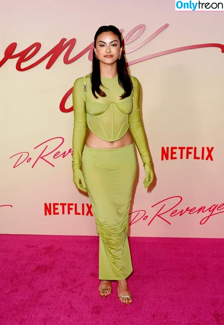 Camila Mendes nude photo #0056 (camimendes)