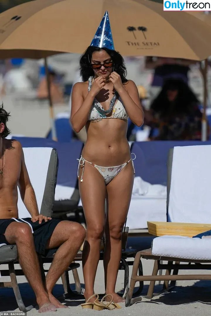 Camila Mendes nude photo #0080 (camimendes)