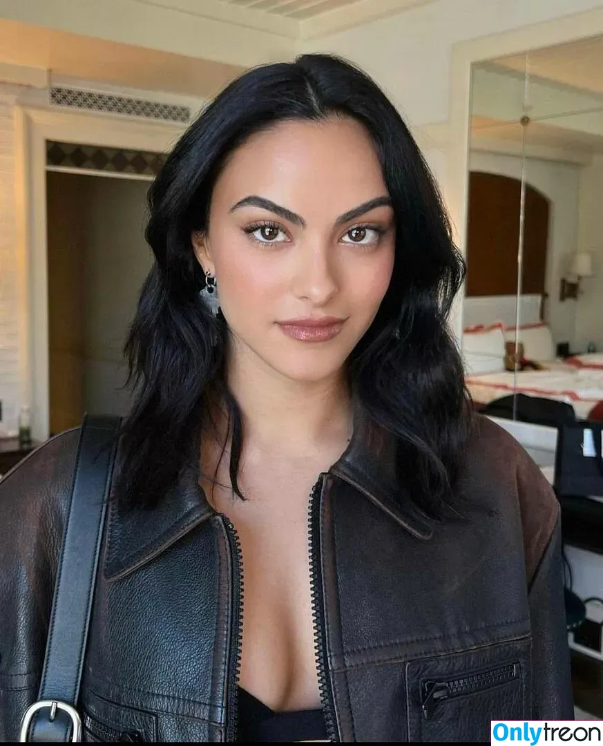 Camila Mendes nude photo #0116 (camimendes)