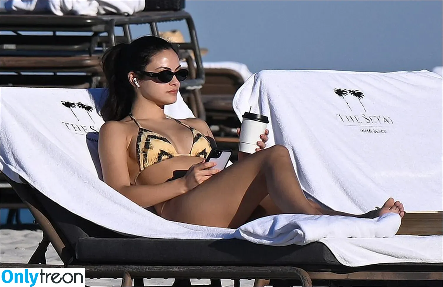 Camila Mendes nude photo #0274 (camimendes)